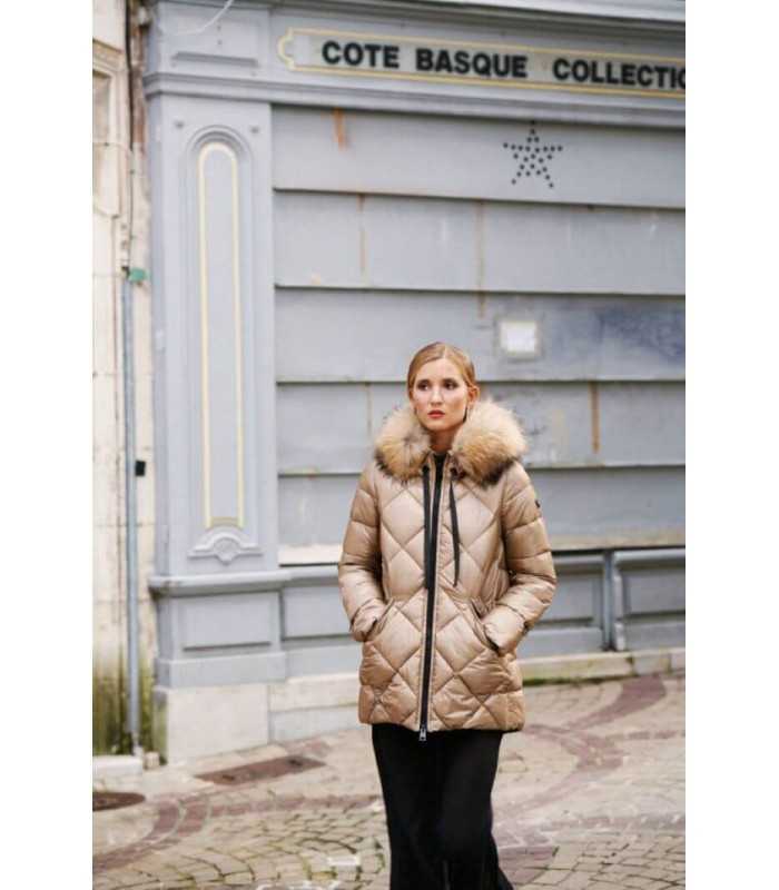 Parka Rombos Camel Donjaz Mujer