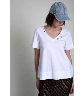 Camiseta Negro Detalles Metálicos Pisonero Mujer