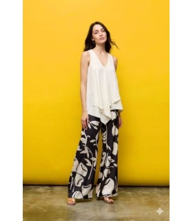 Top Blanco Asimétrico Civit Mujer